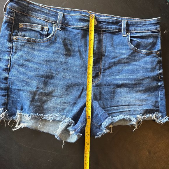 AMERICAN EAGLE SUPER STRETCH JEAN SHORTS 18 - Picture 6 of 8